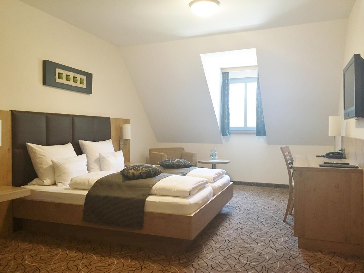 Eschenbach in der Oberpfalz Hotel Glutschaufel מראה חיצוני תמונה